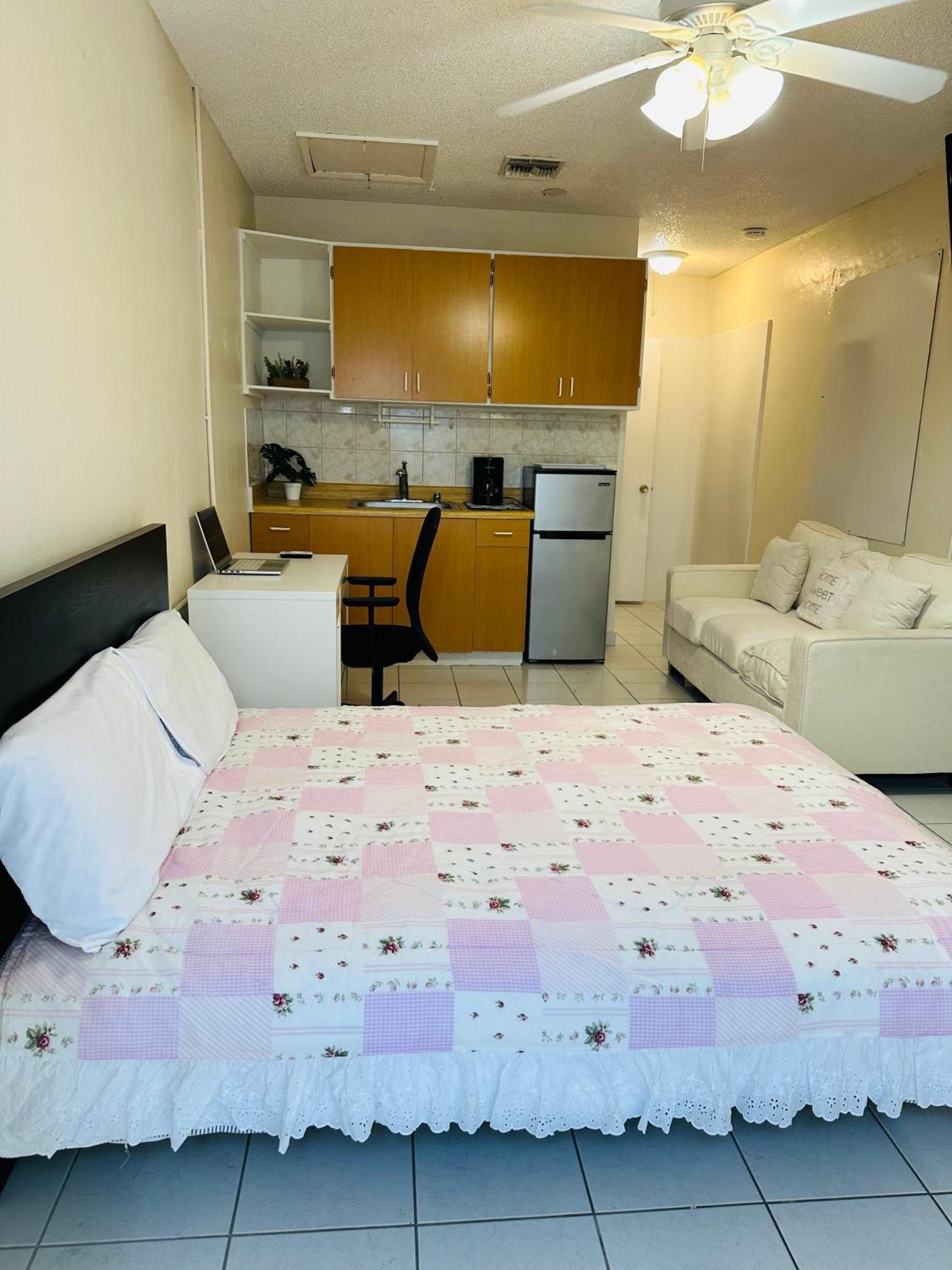 Lovely Apartment With Free Parking Miami Exteriör bild
